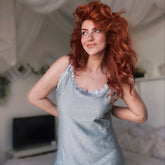 أخضر غامق مع دانتيل