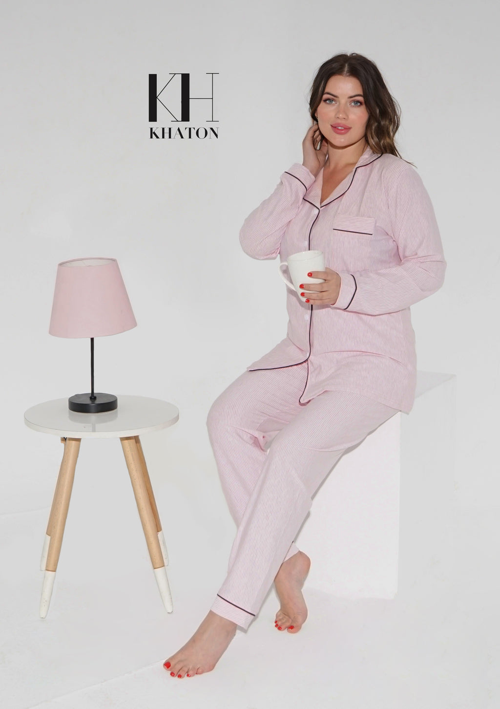 Classic pink pajamas set button down