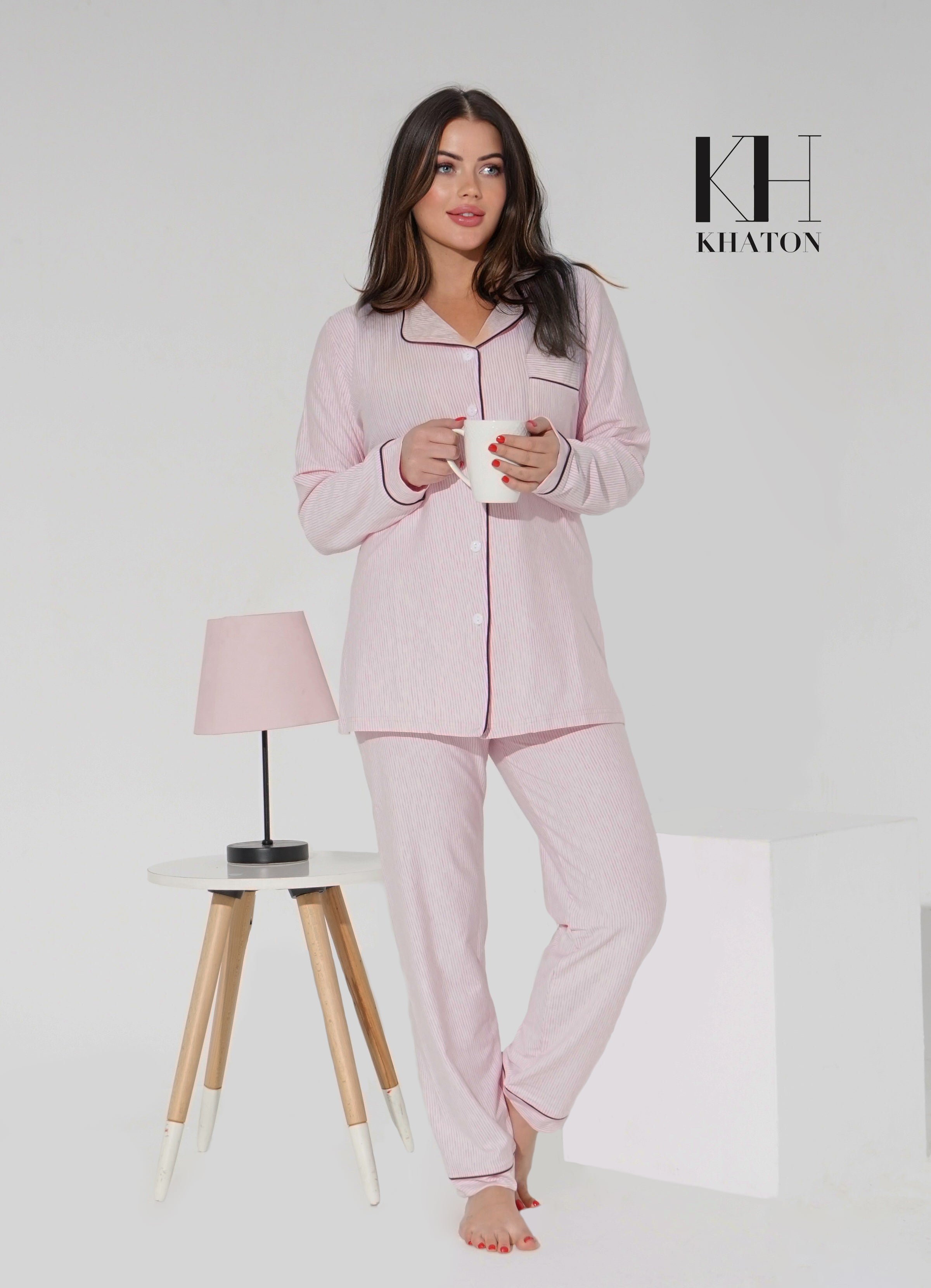 Classic pink pajamas set button down